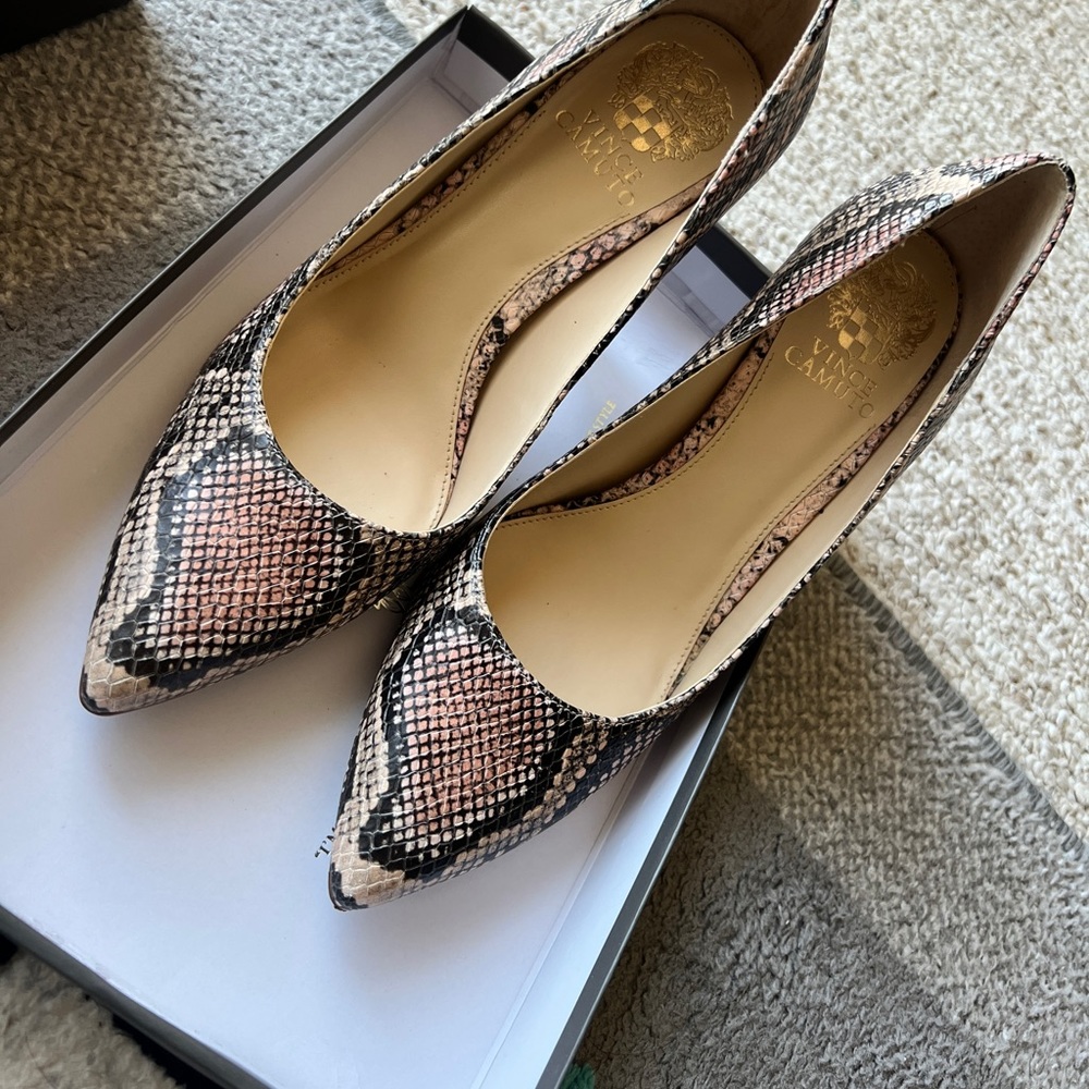 Vince Camuto